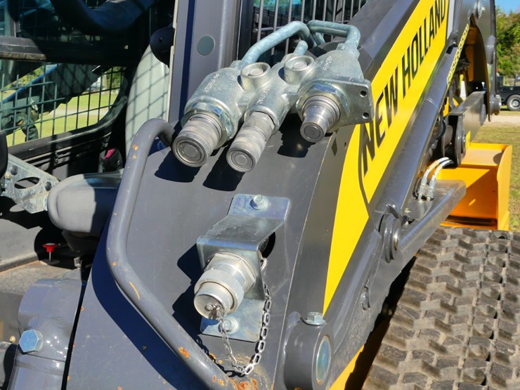 2022-new-holland-c332-image-10