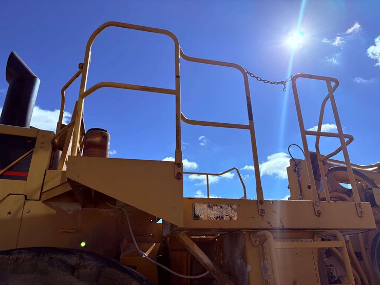 2001-caterpillar-988g-image-32