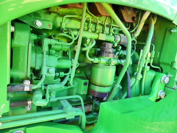 2022-john-deere-5055e-image-12