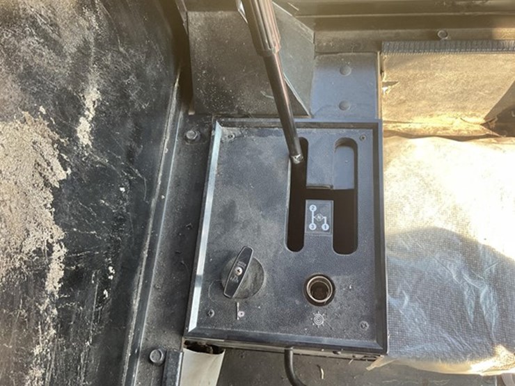 1993-case-ih-1666-image-30