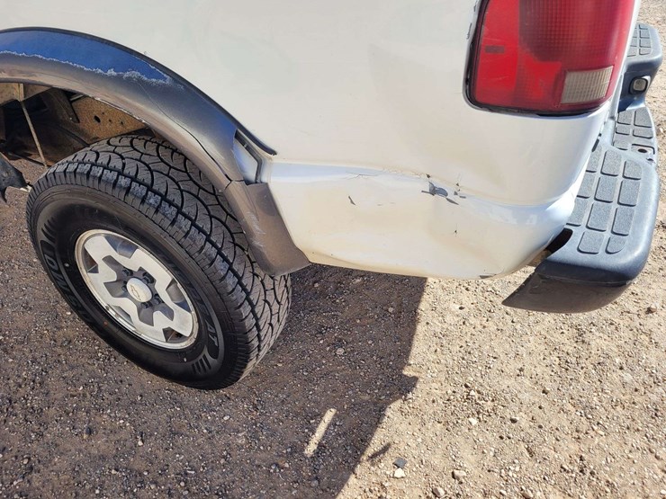 2000-chevrolet-s10-image-7