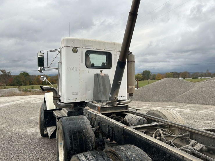 kenworth-t800-image-93