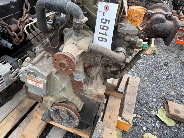 caterpillar-257b-image-4