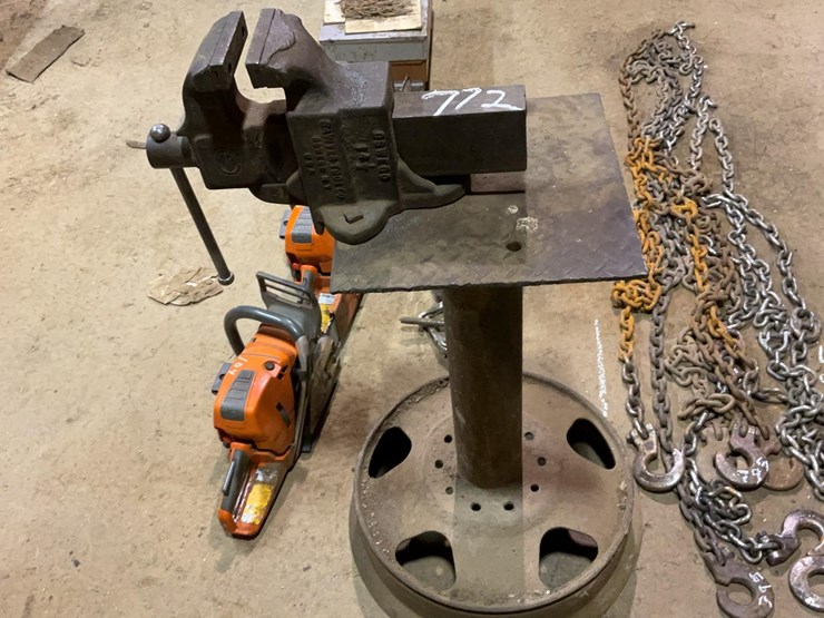 #772-•-vice-on-stand-image-5