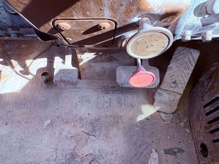 1982-caterpillar-988b-image-54