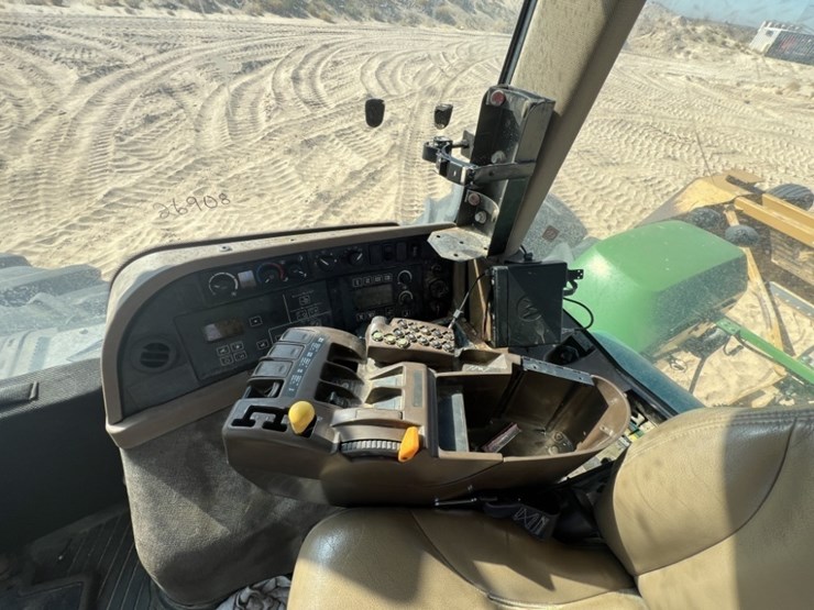 2009-john-deere-9530-image-47