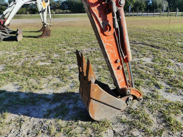 2018-kubota-u17-image-8