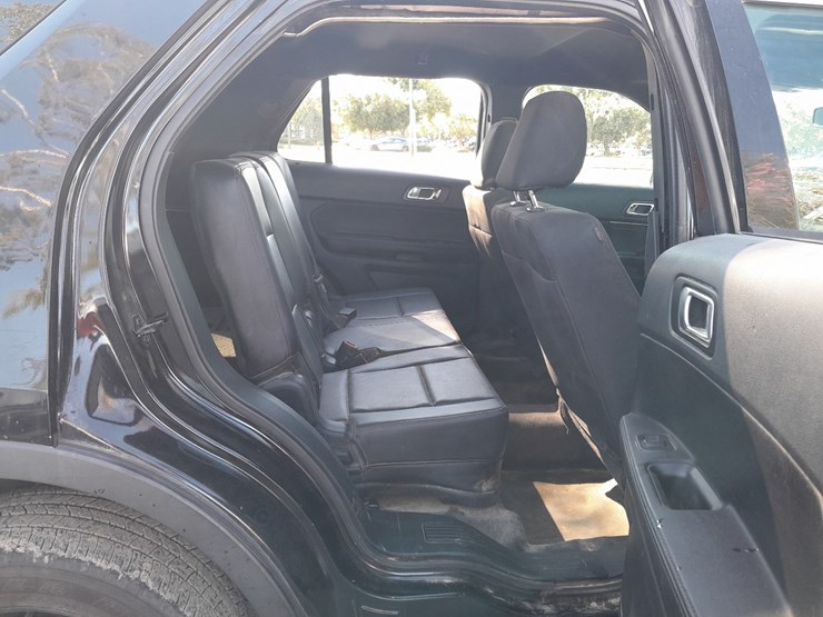 2018-ford-explorer-image-6