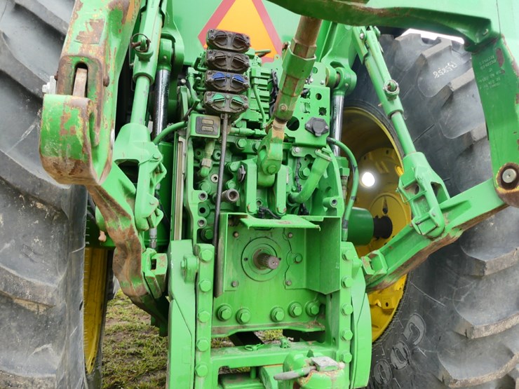 2018-john-deere-7230r-image-6