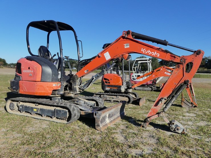 2021-kubota-kx033-4-image-2