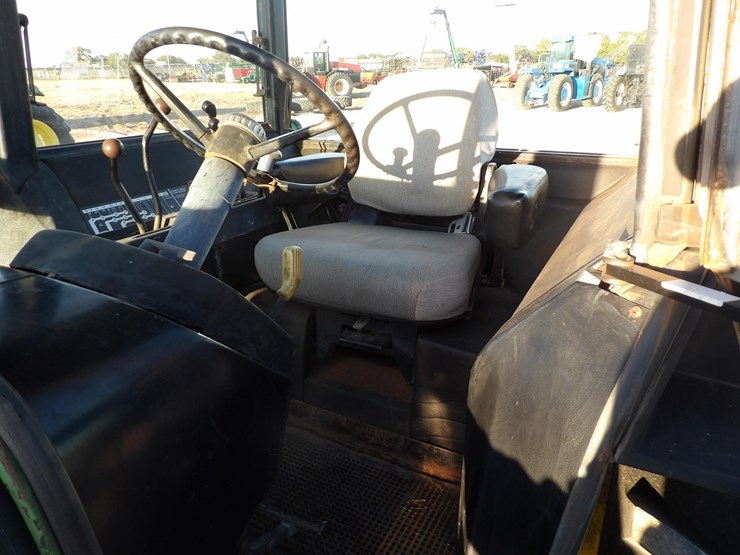 john-deere-4430-image-9