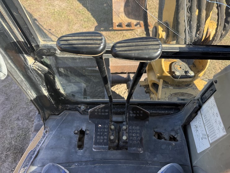 2006-caterpillar-305c-cr-image-9