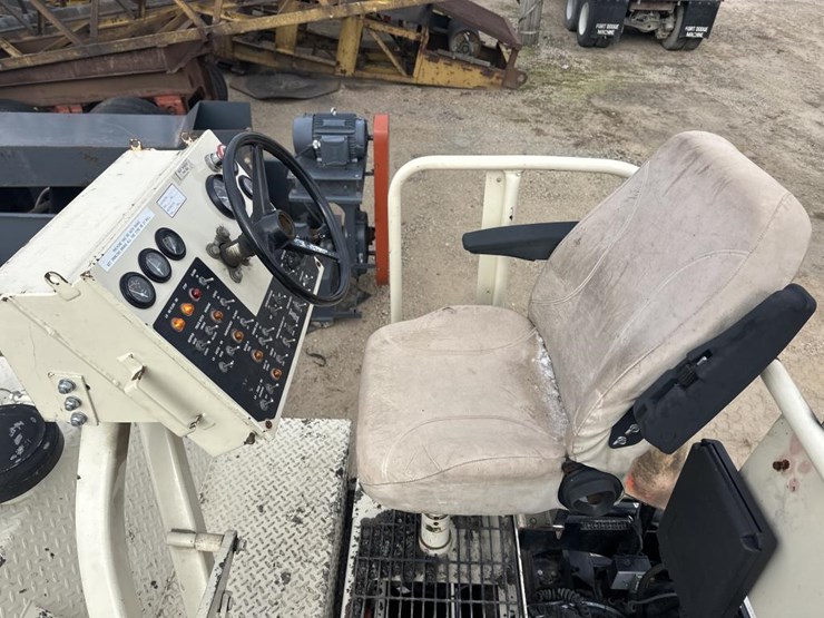 cedarapids-cr352-image-31