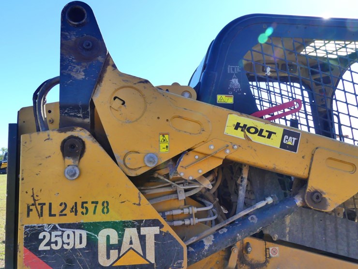 2019-caterpillar-259d-image-7