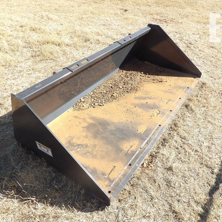 WOLVERINE 80" BUCKET