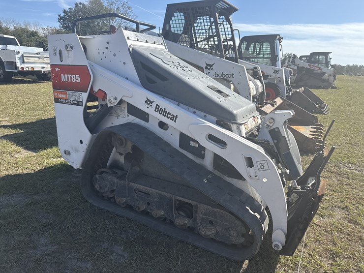 2020-bobcat-mt85-image-2