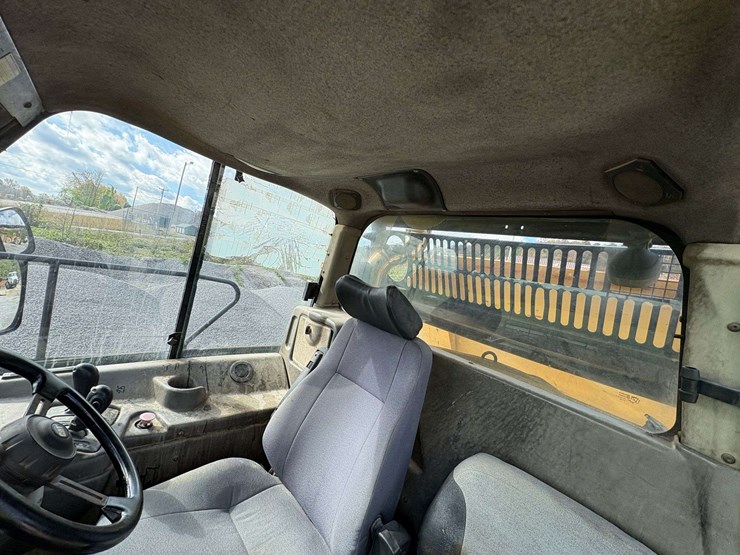 2006-caterpillar-740-image-36