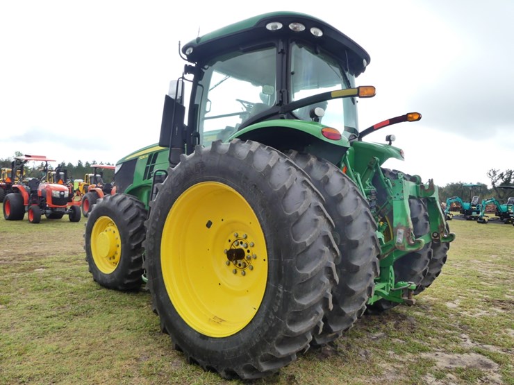 2018-john-deere-7230r-image-3