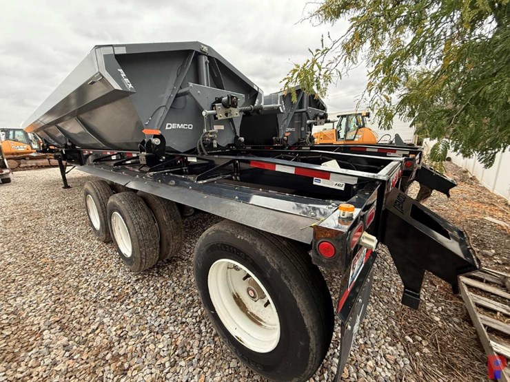 2022-demco-side-dump-image-15