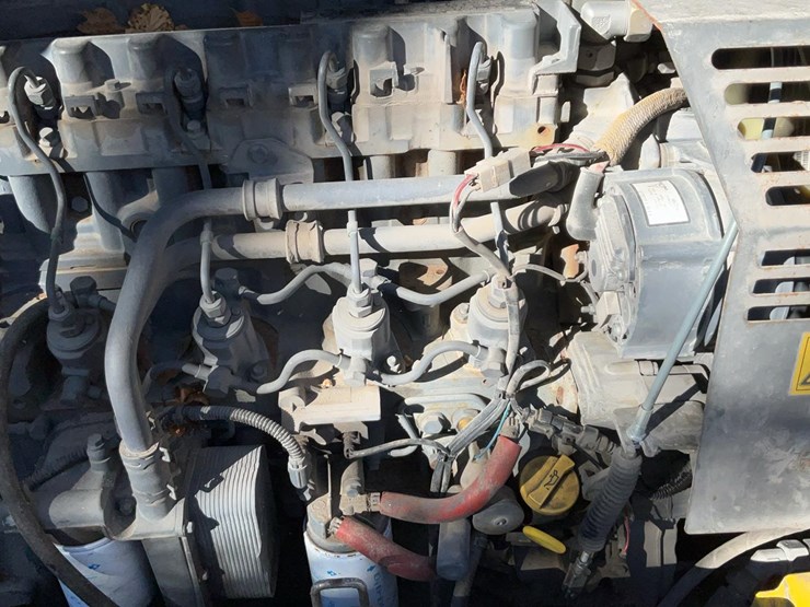 2011-wacker-neuson-750t-image-13