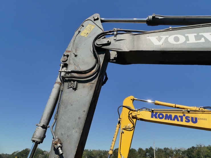 volvo-ecr235cl-image-12