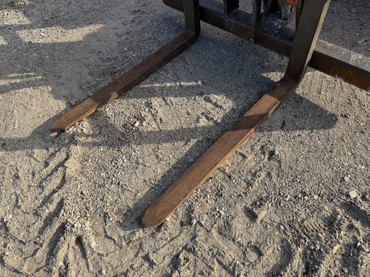 2006-jlg-g6-42a-image-45