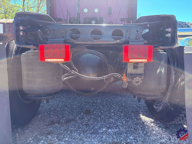 2017-international-prostar-image-13