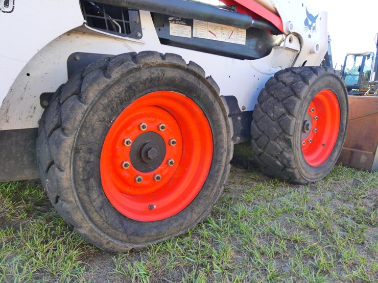 2017-bobcat-s550-image-5