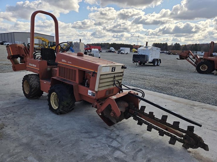 ditch-witch-350sx-image-7