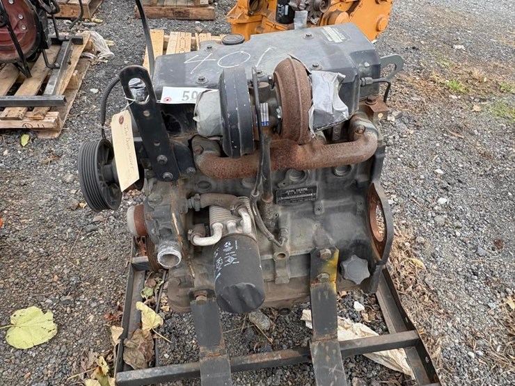 john-deere-4024t-image-1