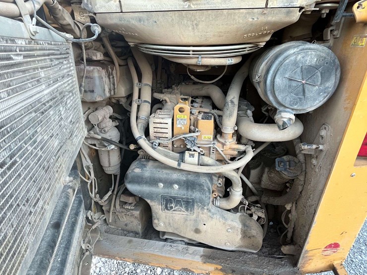 2020-caterpillar-289d3-image-27