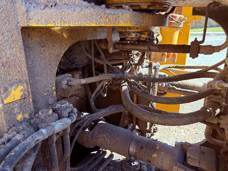 2001-caterpillar-988g-image-37