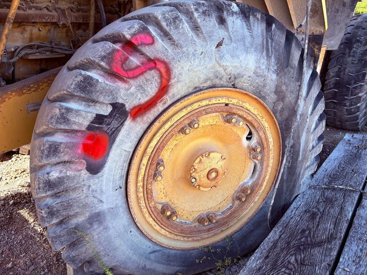 1985-caterpillar-773b-image-9