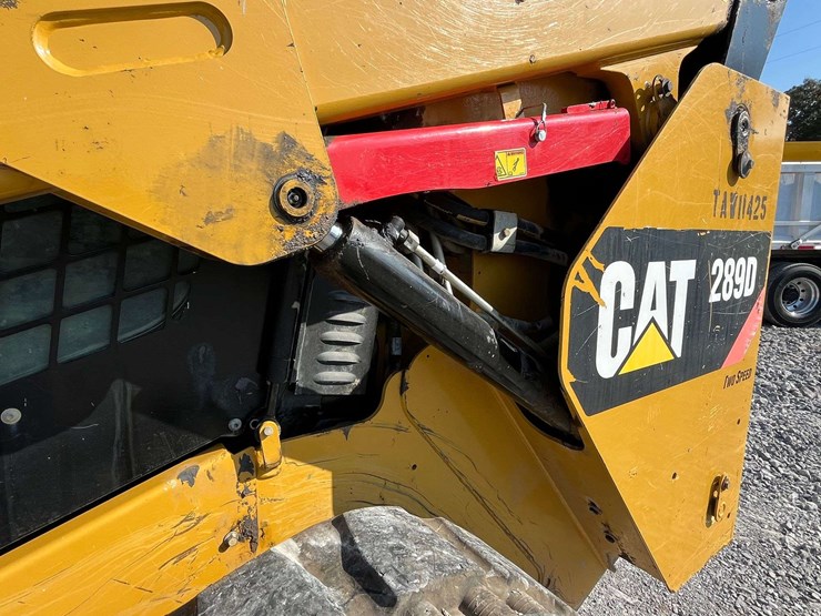 2018-caterpillar-289d-image-25