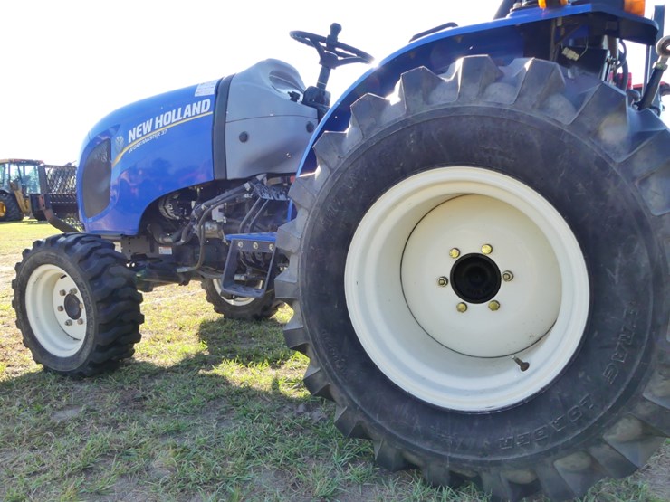 2016-new-holland-workmaster-37-image-8