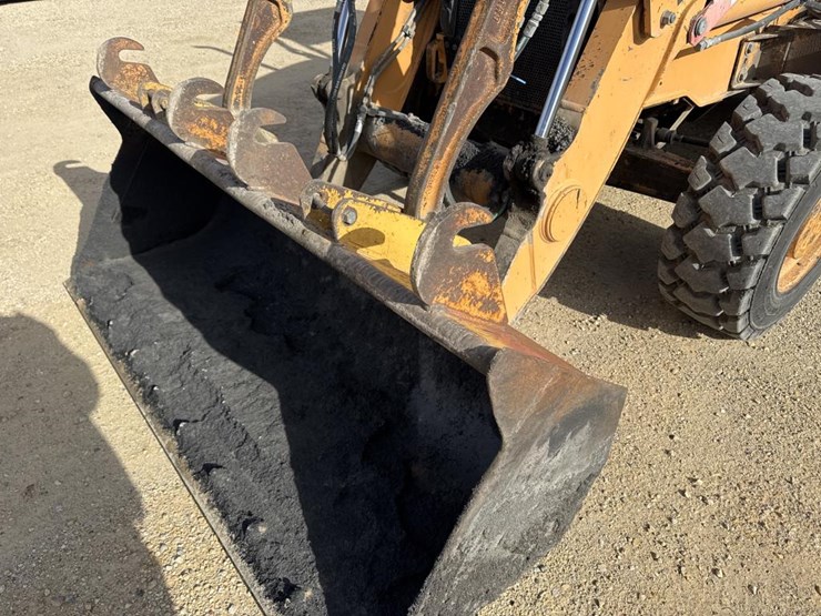 2008-case-570l-xt-image-9