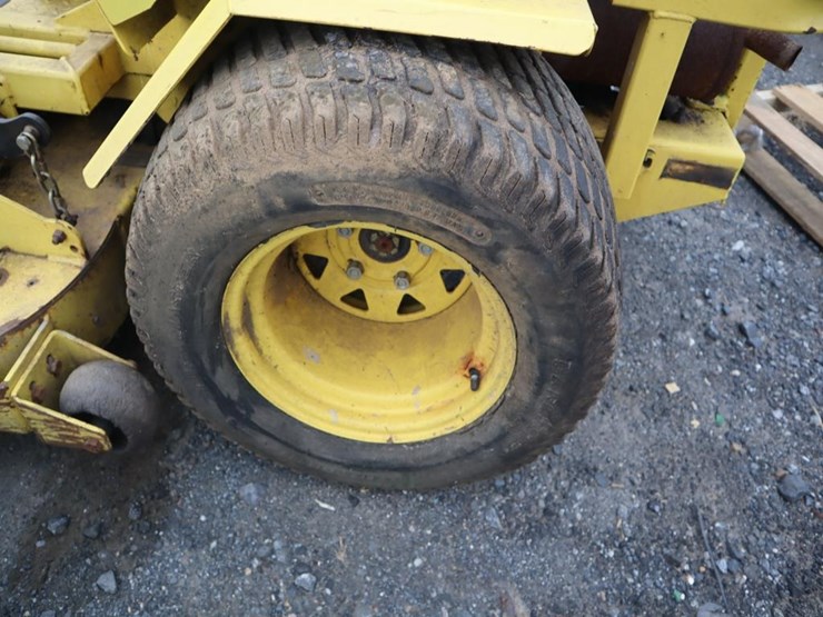 great-dane-riding-mower-image-12