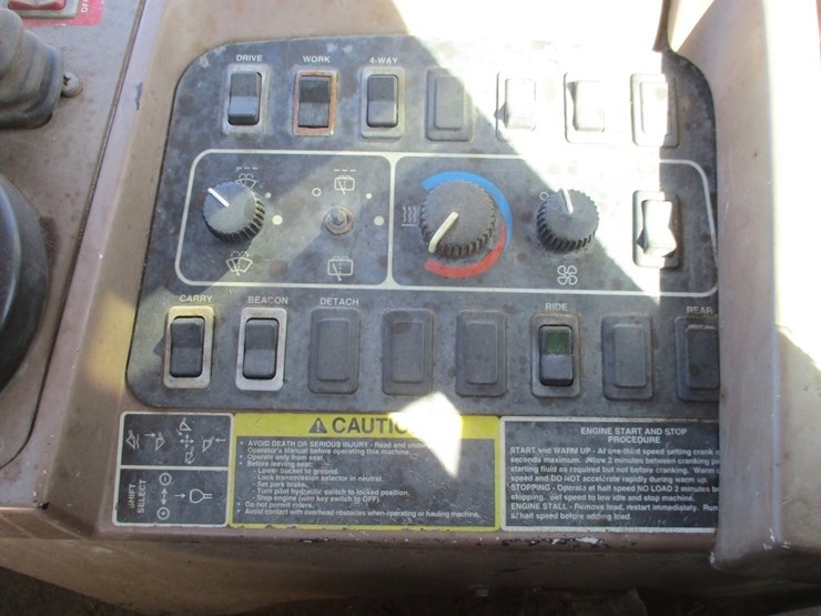 2000-deere-624h-image-8