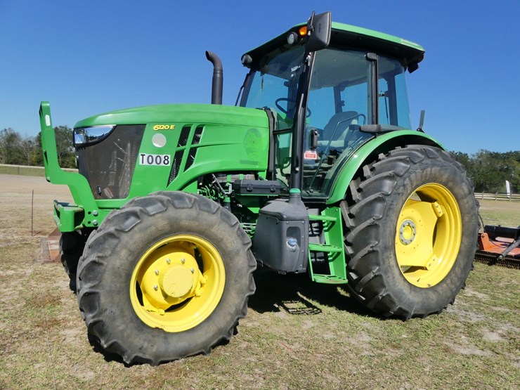 2017-john-deere-6120e-image-1