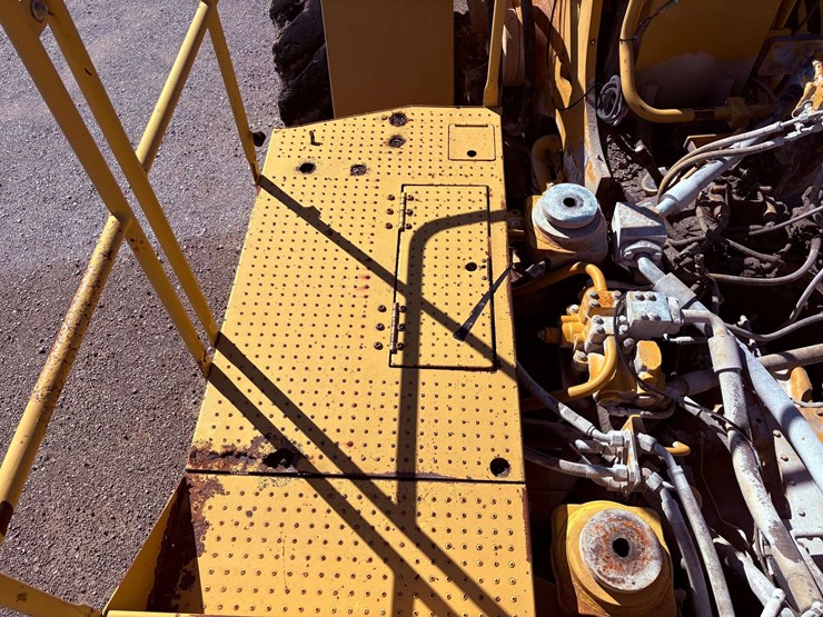 2001-caterpillar-988g-image-62