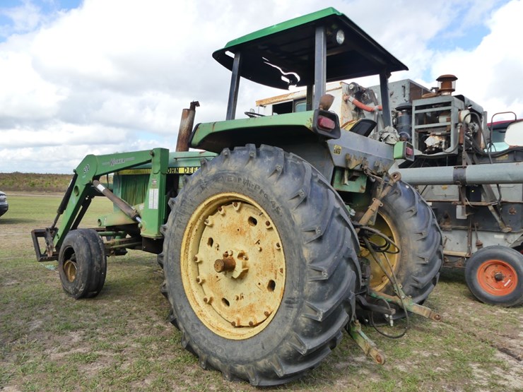 john-deere-4240-image-4