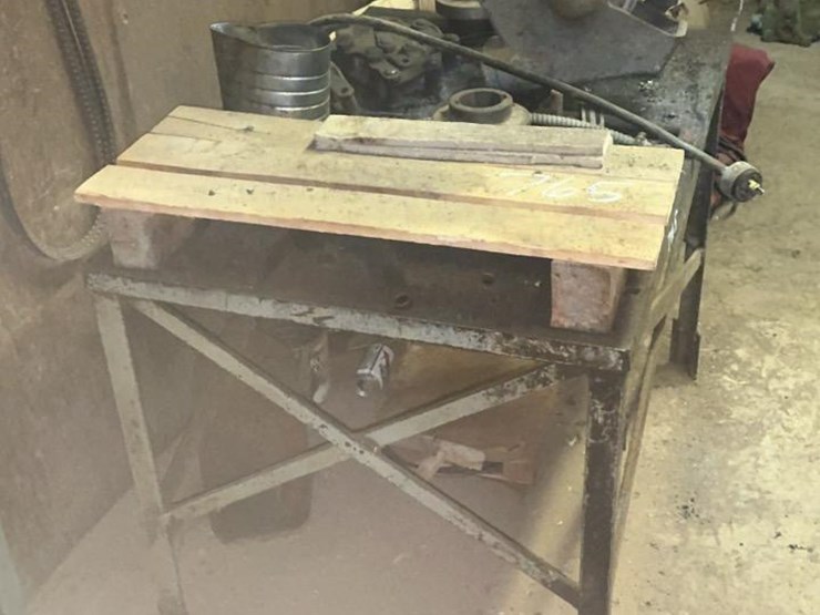 #765-•-grinder-and-steel-table-image-2
