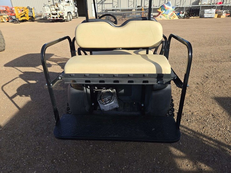 2012-club-car-precedent-golf-cart-image-9