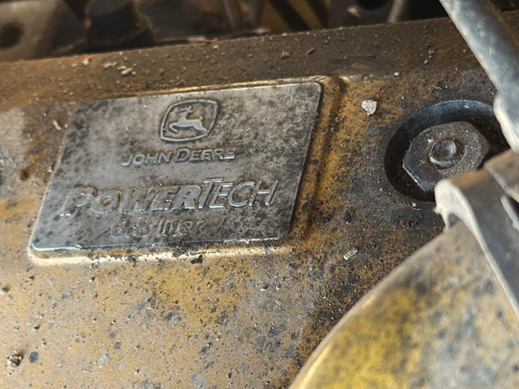 2008-deere-750j-xlt-image-51