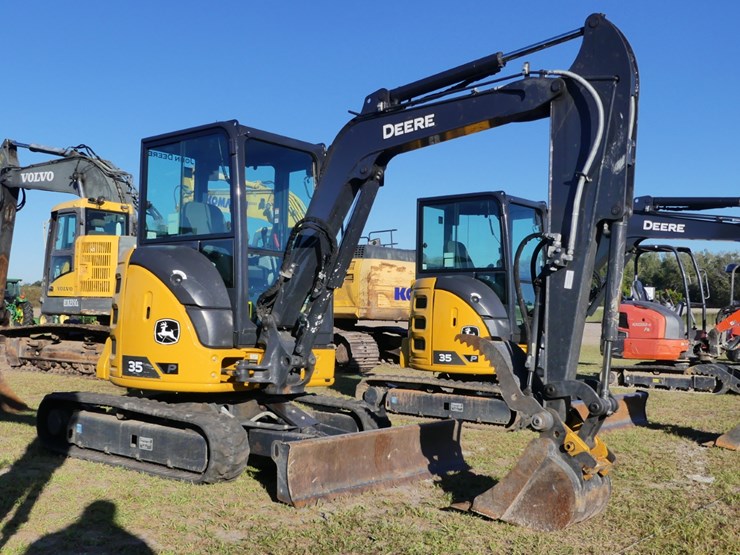 2024-john-deere-24-image-2