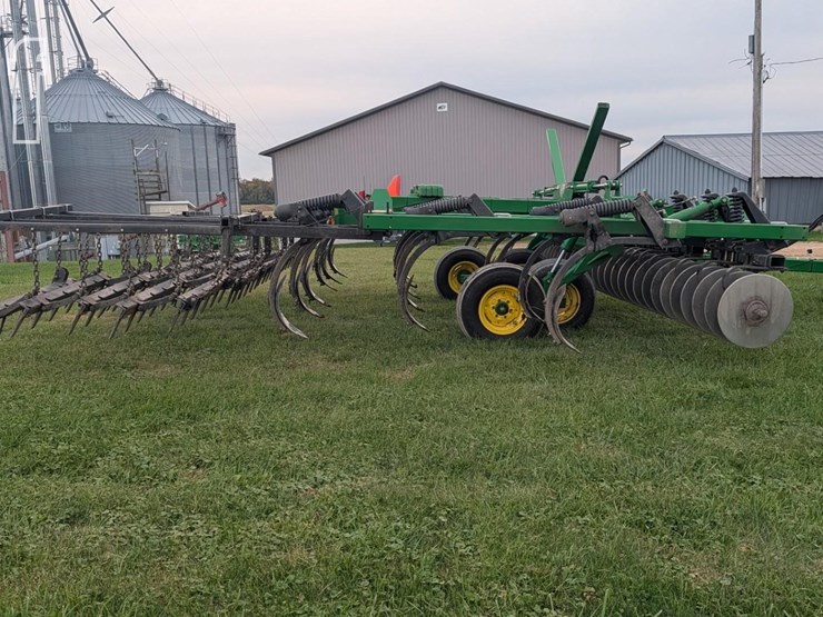 john-deere-714-image-8