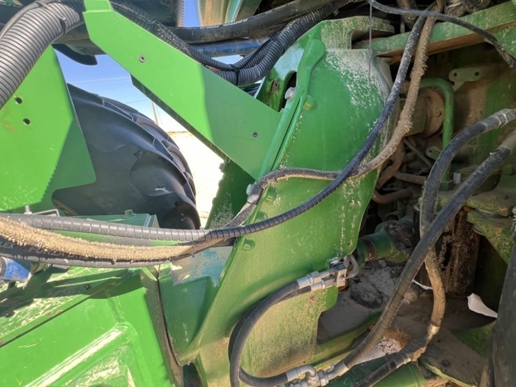 2009-john-deere-9530-image-30