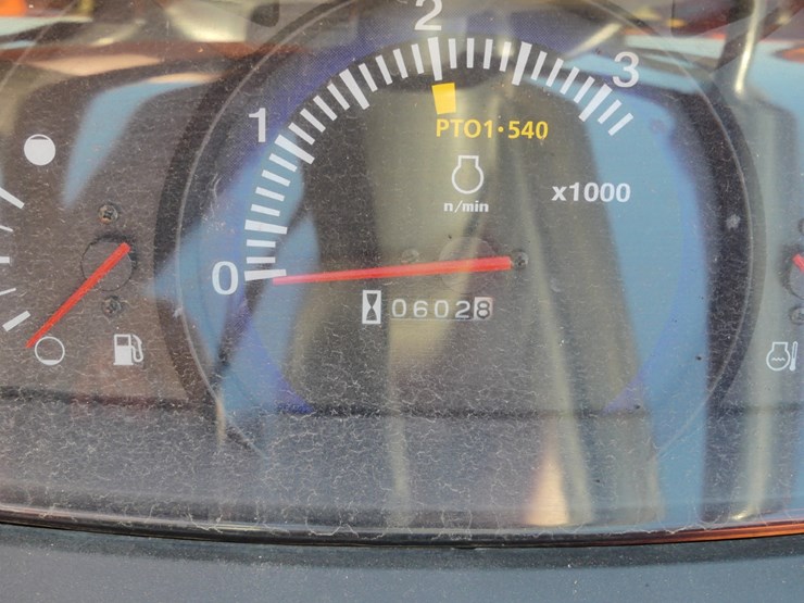 2018-kubota-l2501-image-17