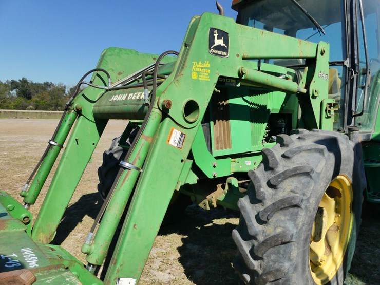 2001-john-deere-6210-image-11