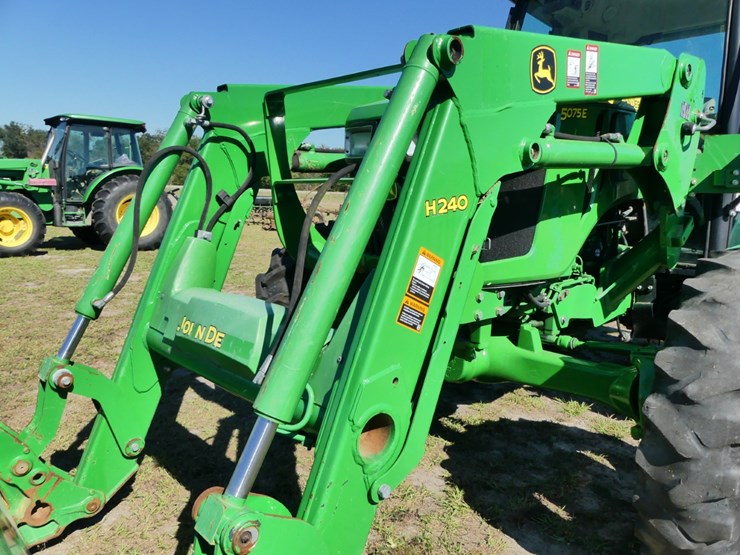 john-deere-5075e-image-11
